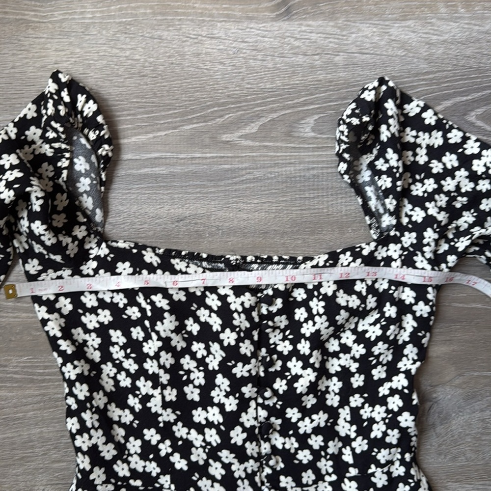 REFORMATION  Rosaly Top in Tootsie 4 - Picture 6 of 9